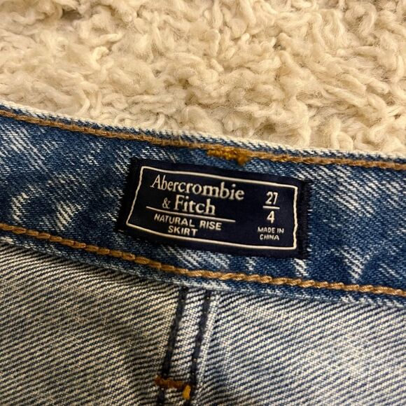 Abercrombie denim jean skirt size 4 - Picture 2 of 3